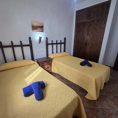 Casas El Palomar - No Grupos Holiday home *